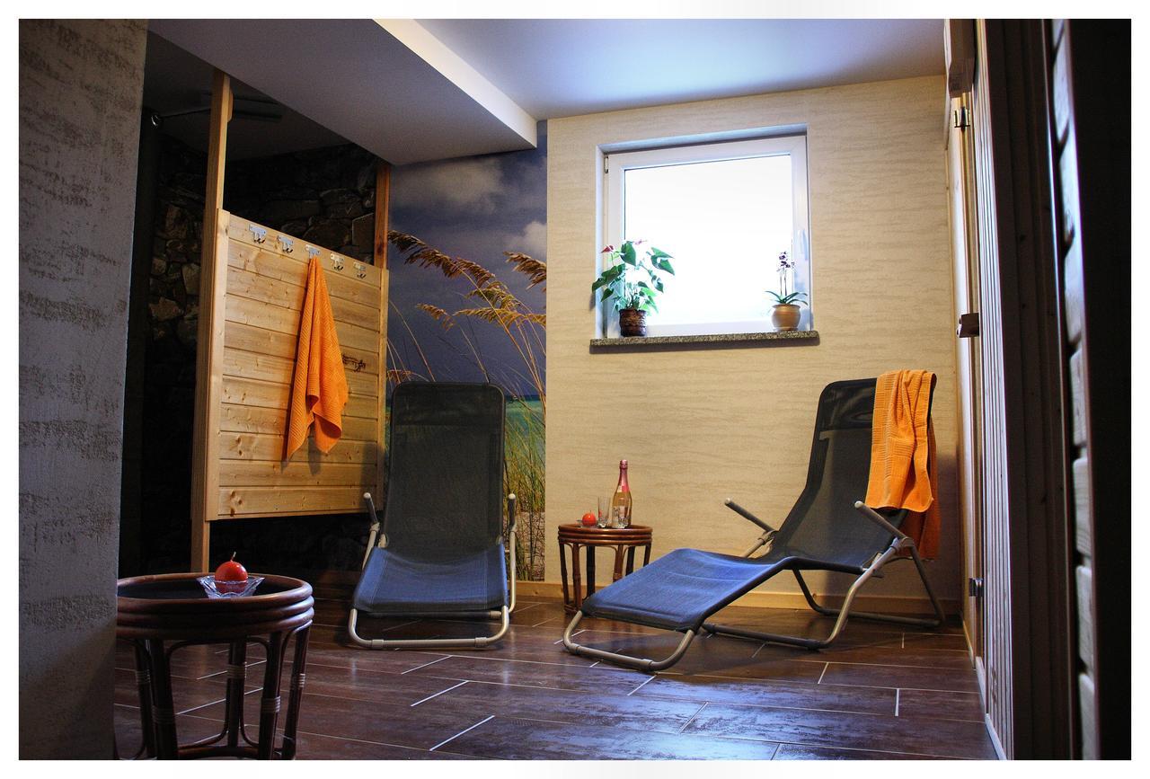 Krokus Apartment Пиецховице Екстериор снимка